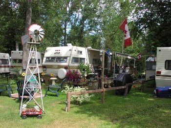 מלון ווסאגה ביץ' Jell E Bean Campground And Trailers מראה חיצוני תמונה